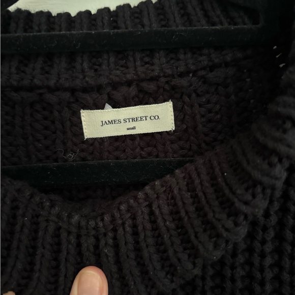 James Street Co Black Crew Neck Chunky Knit Cropped Blake Sweater - Picture 2 of 2